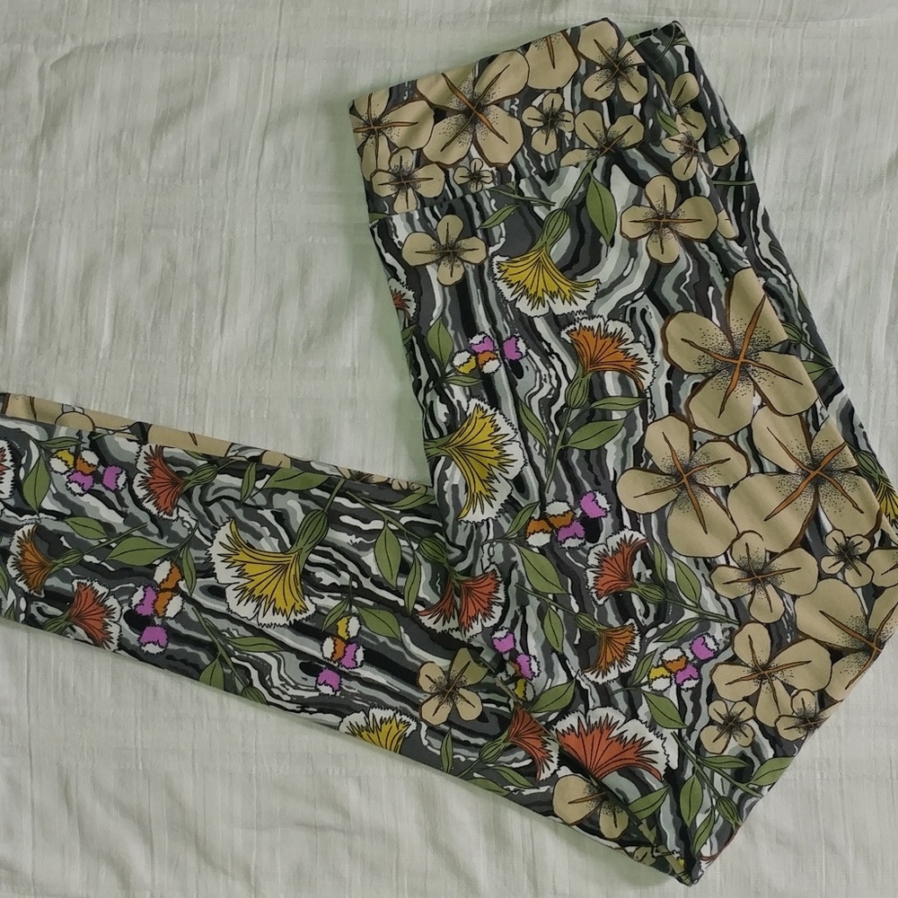 Lularoe TC Leggings